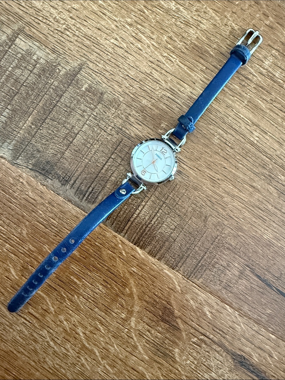 Fossil Classic Women's Round Face Watch with Blue Leather Strap
